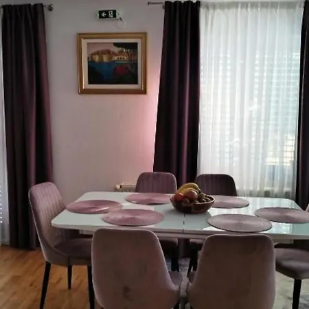 Peaceful With Style טרוגיר