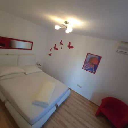 Peaceful With Style Apartament