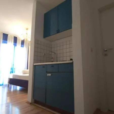 Peaceful With Style Apartment Trogir